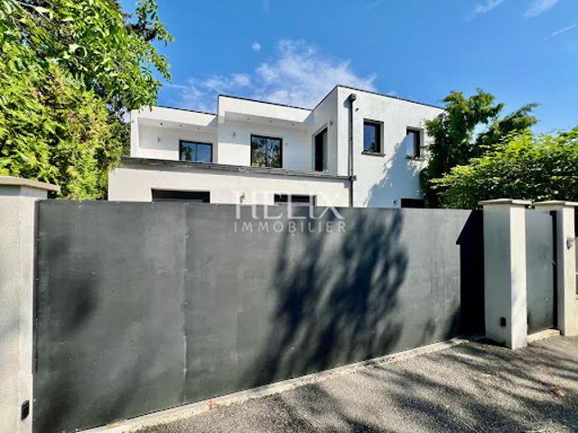 Location Maison 7 pièces 165 m2 Orgeval
