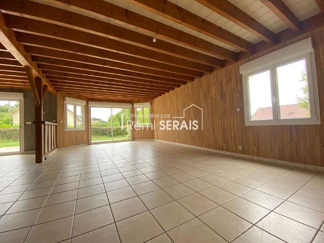 Location Maison 7 pièces 169m²