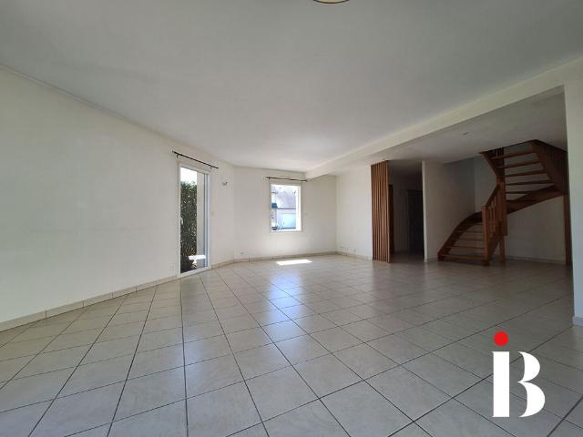 Location Maison 7 pièces 160m² CARQUEFOU 44470