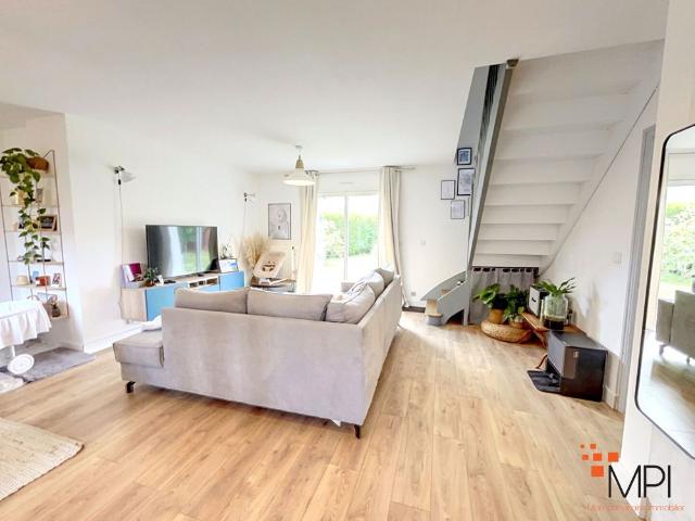 Location Maison 7 pièces 162m²