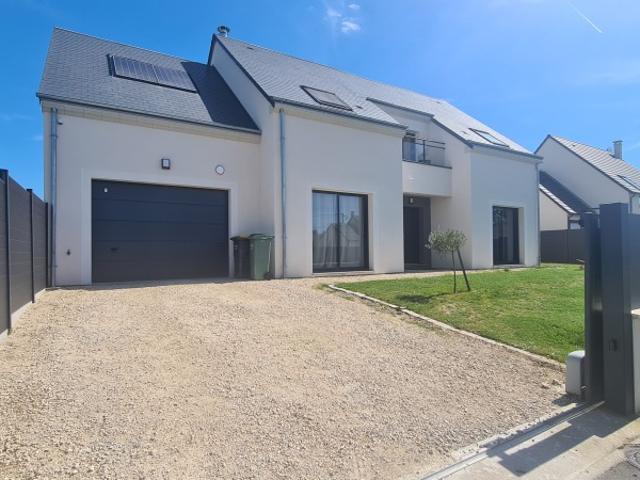 location maison 7 pièces 200 m² mardie: t7 de 200 m² | 13718 durand montouché