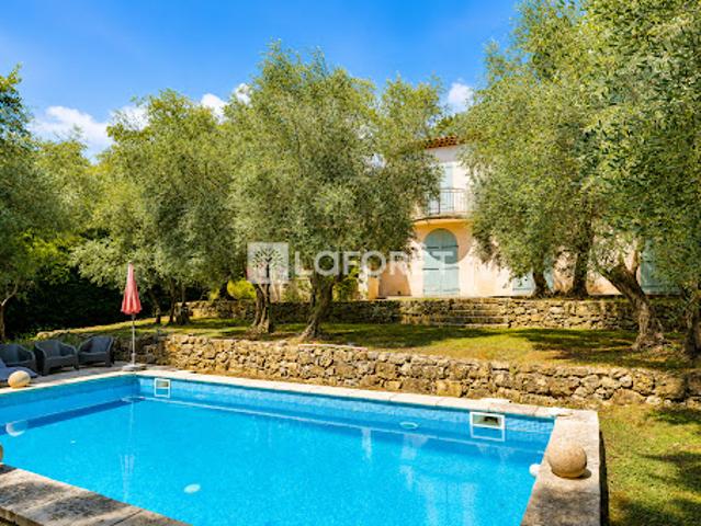 Location Maison 7 pièces 200.24 m2 Opio