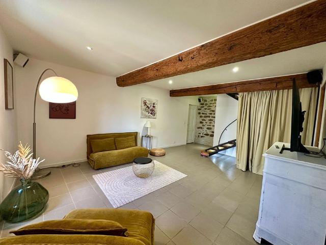 Location maison 7 pièces, 235.00m², Palaja
