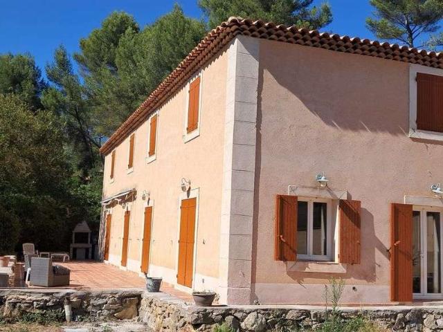 Location maison 7 pièces Marseille 11e 13