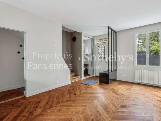 Location maison 7 pièces Paris 16e 75