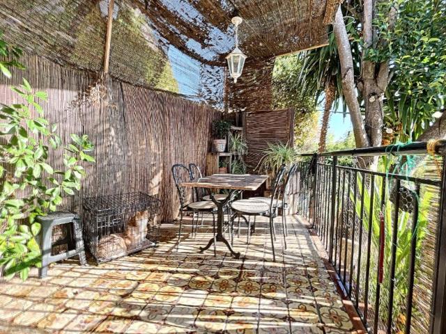 Location maison, 42 m² T 3 à Cagnes sur Mer, 1 070 €