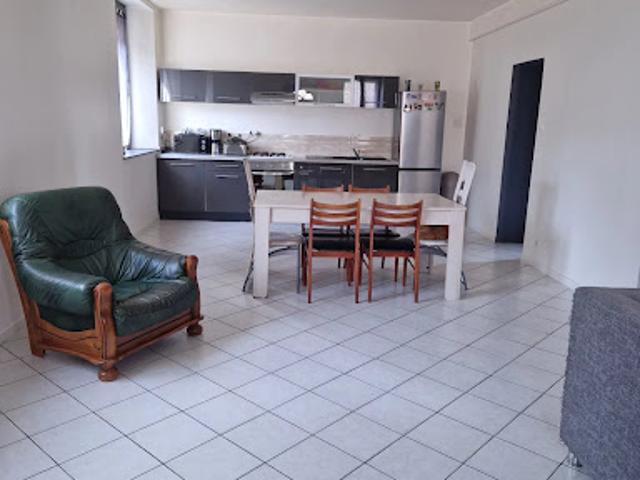Location Maison 4 pièces 104 m2 Nouvion et Catillon