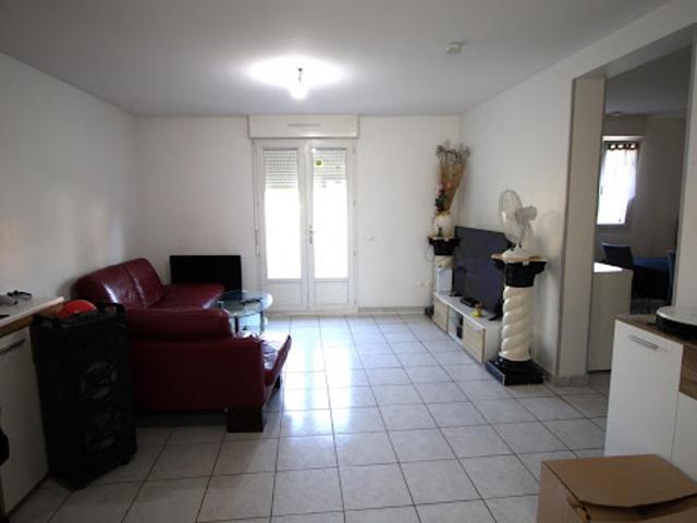 Location Maison 4 pièces 104 m2 Aguilcourt
