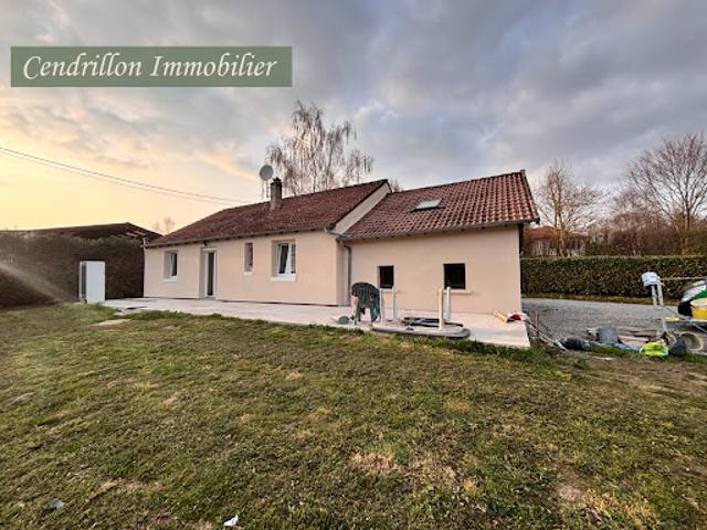 Location Maison 4 pièces 105 m2 Mansat la Courrière