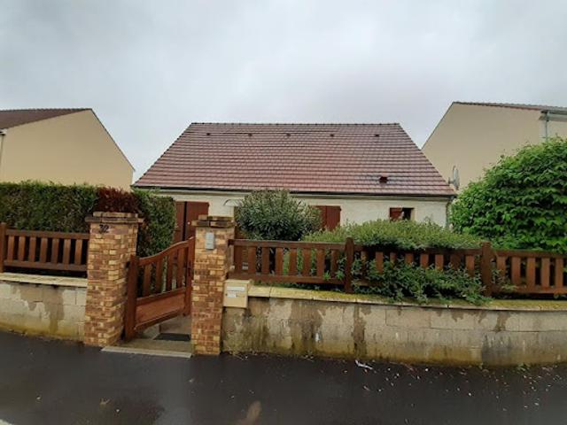 Location Maison 4 pièces 105 m2 Chambry