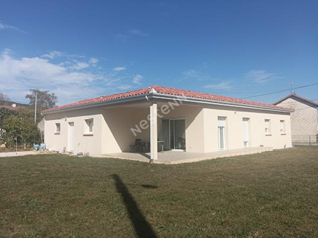 Location Maison 4 pièces 105 m2 Villeneuve d'Olmes