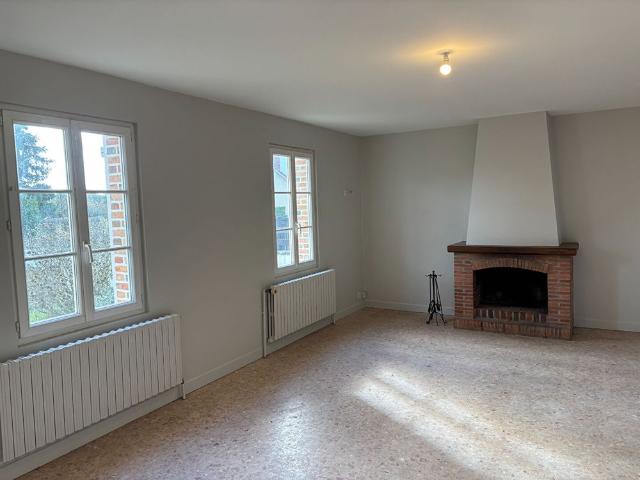 Location maison 4 pièces, 105.00m², Chaon