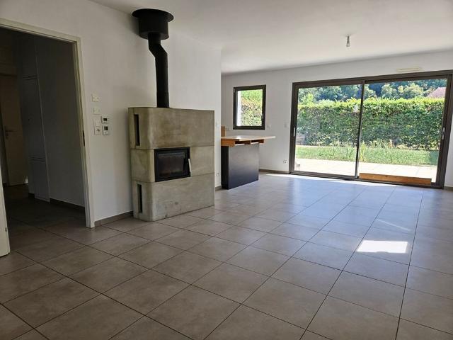 Location Maison 4 pièces 105m² BESANCON 25000