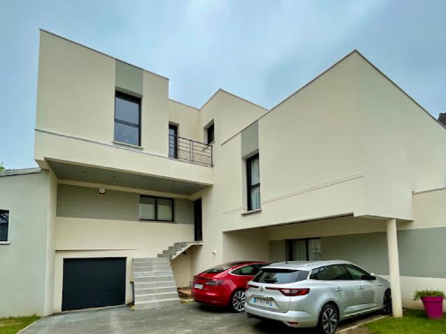 Location Maison 4 pièces 108 m2 Meudon