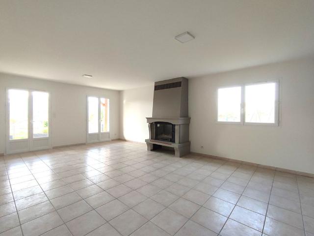 Location Maison 4 pièces 108m²
