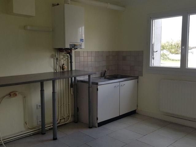 Location Maison 4 pièces 109m² SALLES D ANGLES 16130