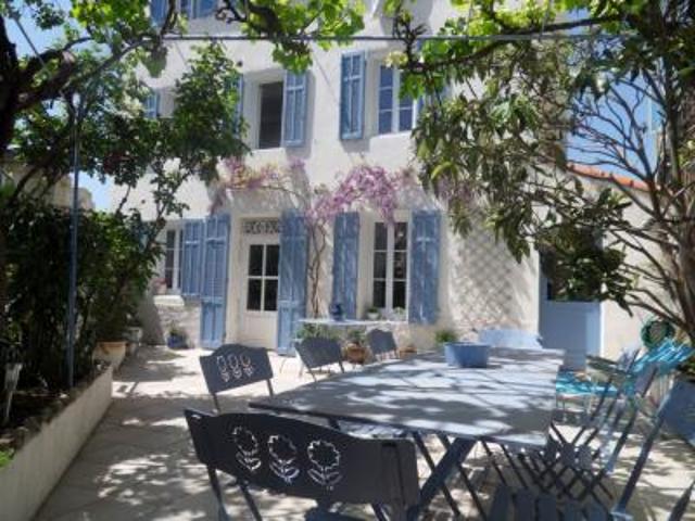 location maison 4 pièces 100 m2 bouches du rhone 13380 1570 €