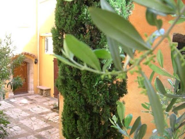 Location Maison 4 pièces 100 m2 Saint Cézaire sur Siagne