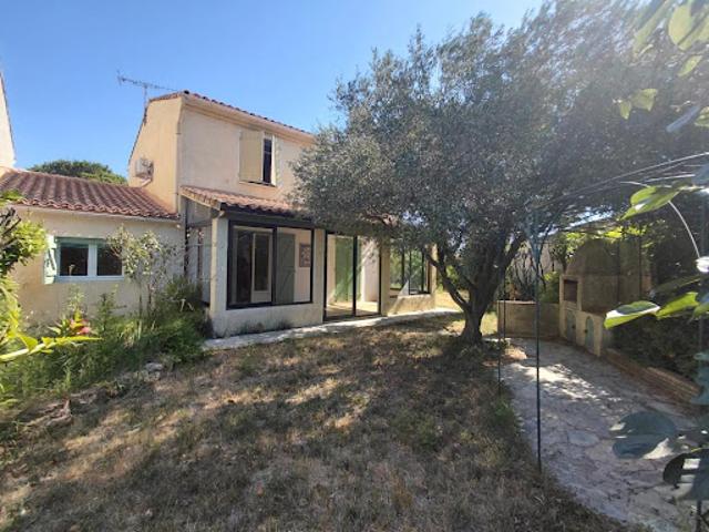 Location Maison 4 pièces 102.37 m2 Saint Martin de Crau