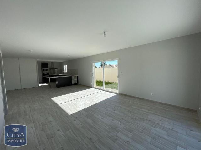 Location Maison 4 pièces 114m² LA COURONNE 16400