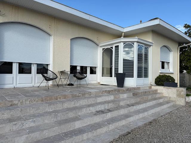 Location Maison 4 pièces 117 m2 Ambares et lagrave