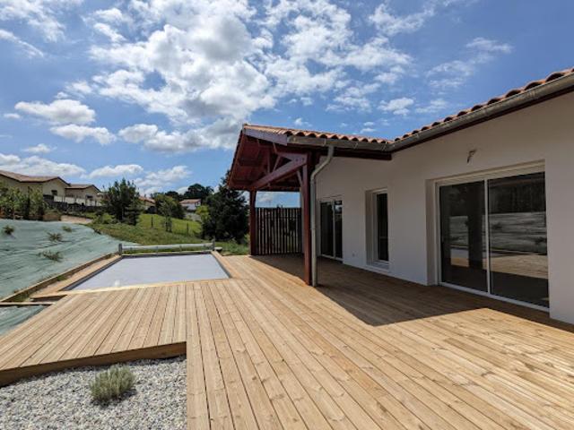 Location Maison 4 pièces 118 m2 Urcuit