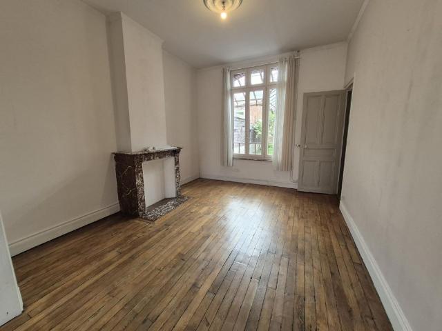 Location Maison 4 pièces 119m² CAMBRAI 59400