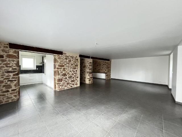 Location Maison 4 pièces 119m² RIGNAC 12390