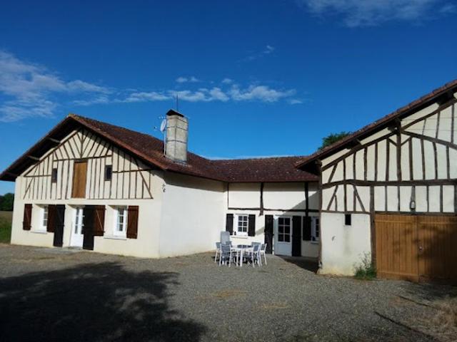 Location Maison 4 pièces 110 m2 Aire sur l'Adour