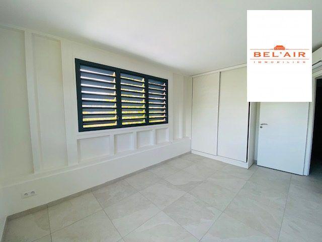 Location Maison 4 pièces 110m² LE FRANCOIS 97240