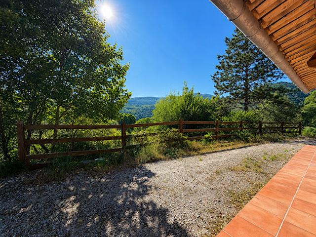Location Maison 4 pièces 111.12 m2 Aubres