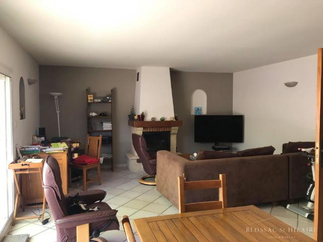 Location Maison 4 pièces 111m² POITIERS 86000