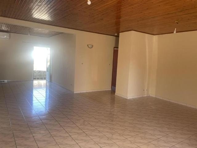 Location Maison 4 pièces 124m² ST ANDRE 97440