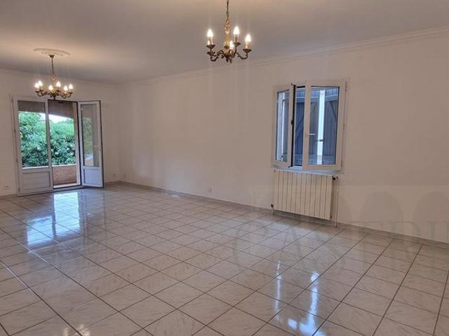 Location Maison 4 pièces 124m² ST BRES 34670