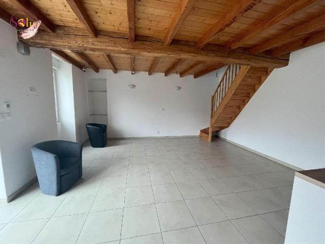 Location Maison 4 pièces 125m² ST LAURENT DE COGNAC 16100