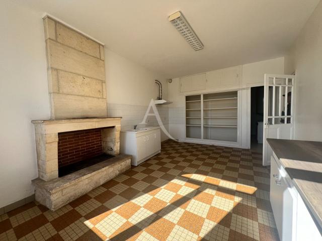 Maison 4 pièces Burie 129.30m² 650€ à louer l'Adresse