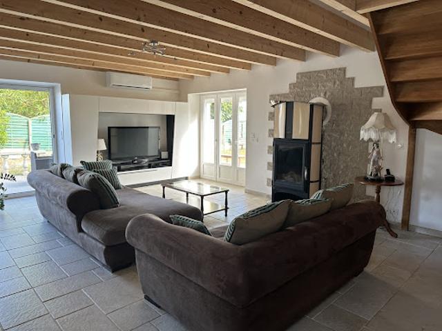 Location Maison 4 pièces 120 m2 Rétaud