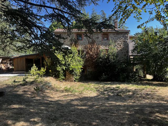 Location Maison 4 pièces 120 m2 Saint Romain d'Ay