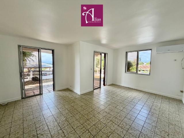Location Maison 4 pièces 123m² LE GOSIER 97190