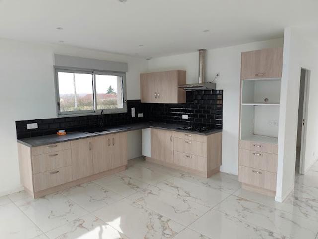 Location Maison 4 pièces 130 m2 Vendat
