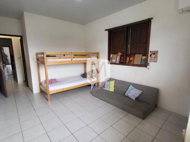Location Maison 4 pièces 133m² REMIRE MONTJOLY 97354
