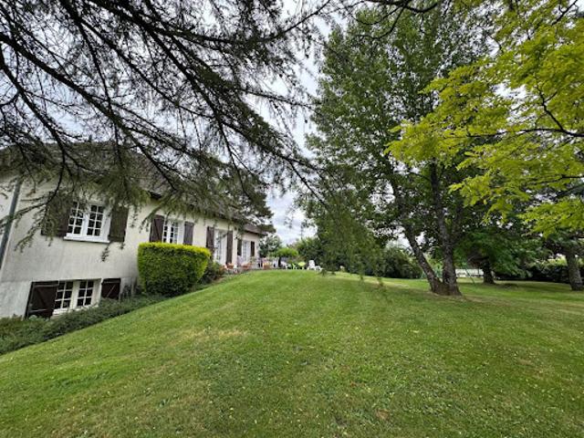 Location Maison 4 pièces 145 m2 Feytiat