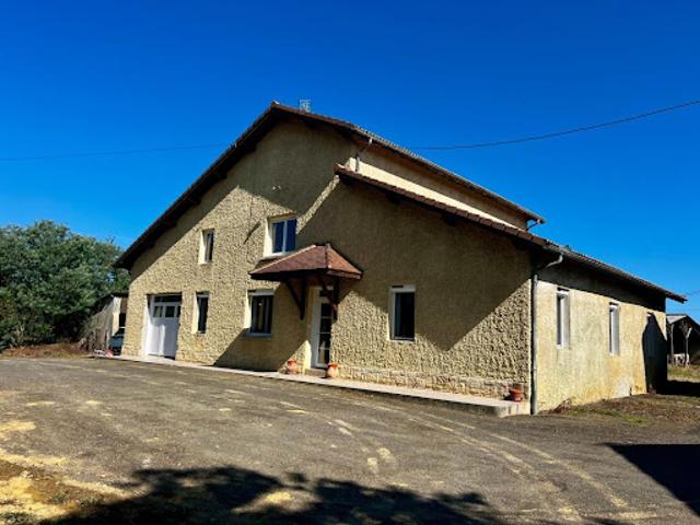 Location Maison 4 pièces 140 m2 Pouydraguin