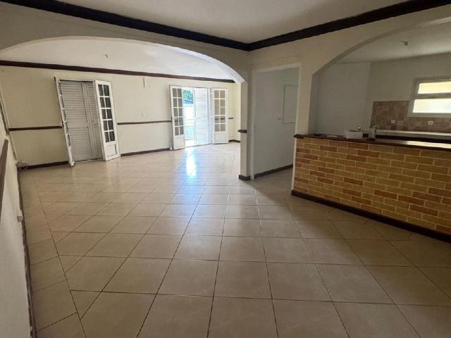 Location Maison 4 pièces 142m² ST ANDRE 97440
