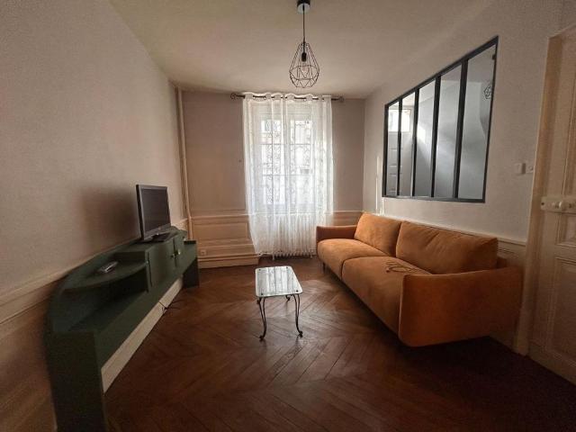 Location Maison 4 pièces 143m² MER 41500