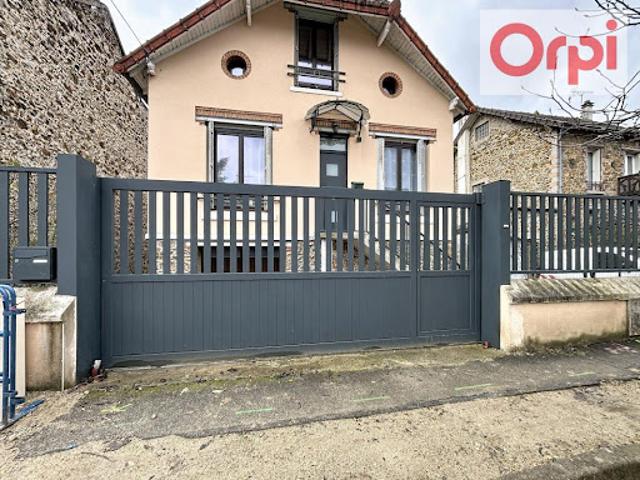 Location Maison 4 pièces 151.18 m2 Choisy le Roi