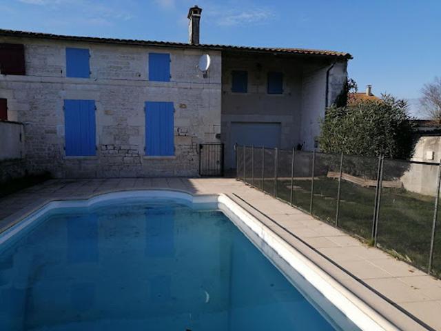 Location Maison 4 pièces 160 m2 Plassay