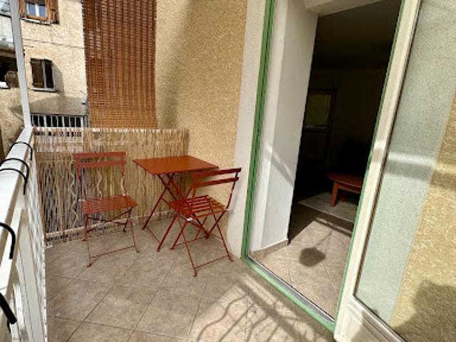 Location Maison 4 pièces 58 m2 Volonne