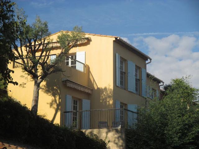 Location Maison 4 pièces 62.7 m2 Vallauris