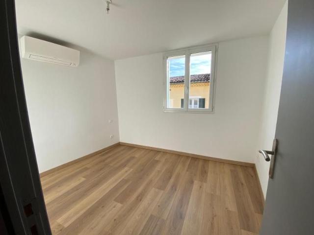 Location Maison 4 pièces 64m² TOURVES 83170